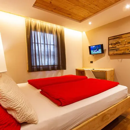 Ampas Francescato 아파트호텔 3*